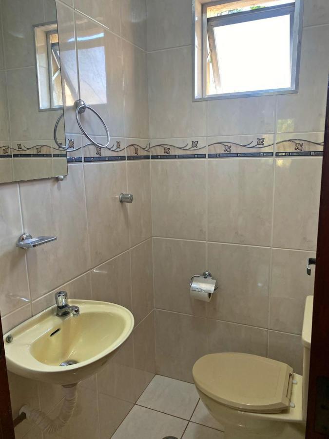 Lindo Apartamento Praia Grande Tenório pé na areia com ar Ubatuba Exterior foto